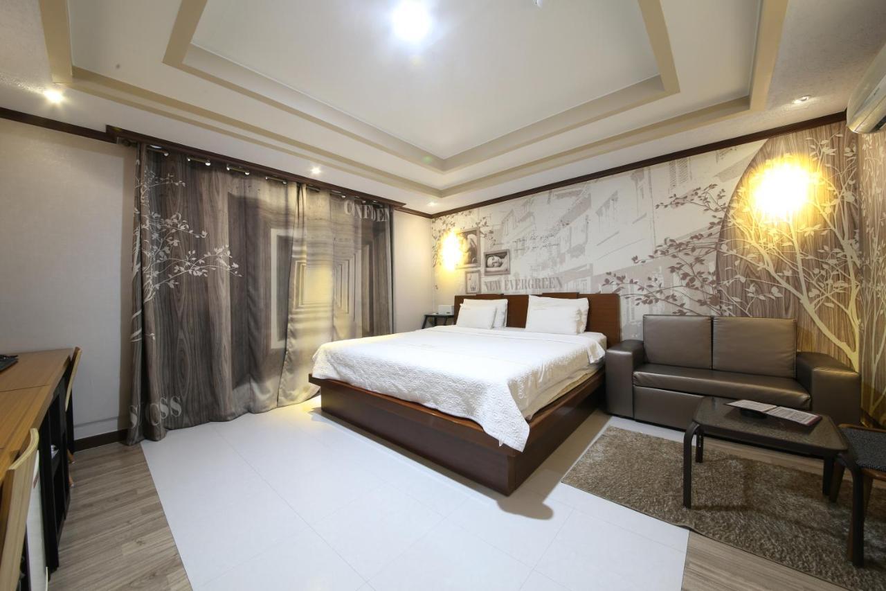 Hotel New Evergreen Mokpo Exteriér fotografie